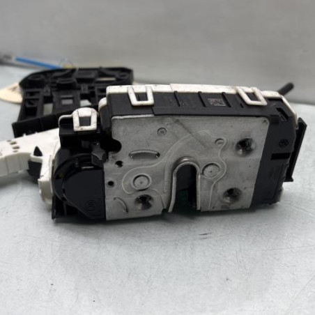 Serrure arriere gauche MERCEDES CLASSE A 176 Photo n°1