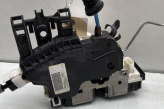 Serrure avant droit MERCEDES CLASSE A 176