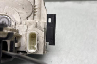 Serrure avant droit MERCEDES CLASSE A 176