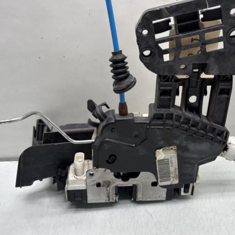 Serrure avant gauche MERCEDES CLASSE A 176 Photo n°3