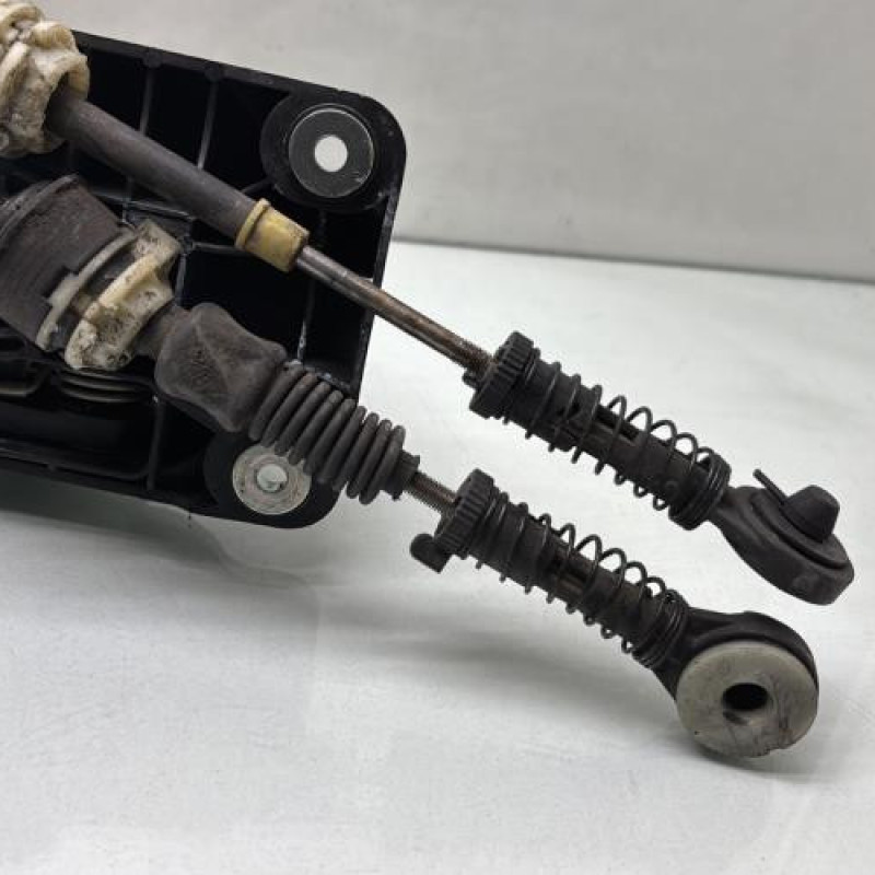 Tringlerie boite MERCEDES CLASSE A 176 Photo n°3