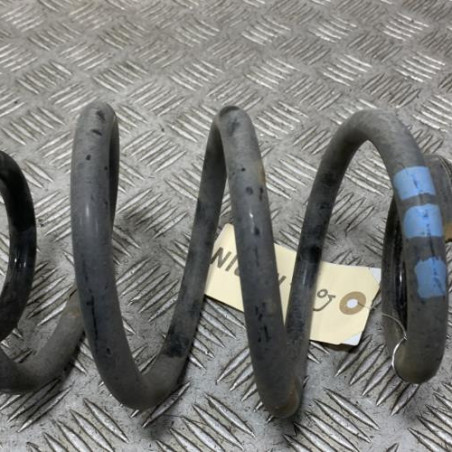 Ressort de suspension arriere droit MERCEDES CLASSE A 176