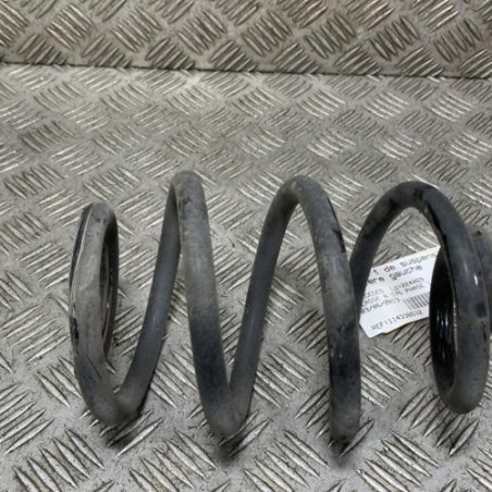 Ressort de suspension arriere gauche MERCEDES CLASSE A 176