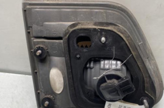 Feu arriere secondaire droit (feux) TOYOTA AVENSIS 3