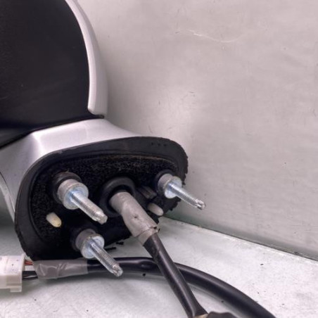 Retroviseur gauche TOYOTA AVENSIS 3