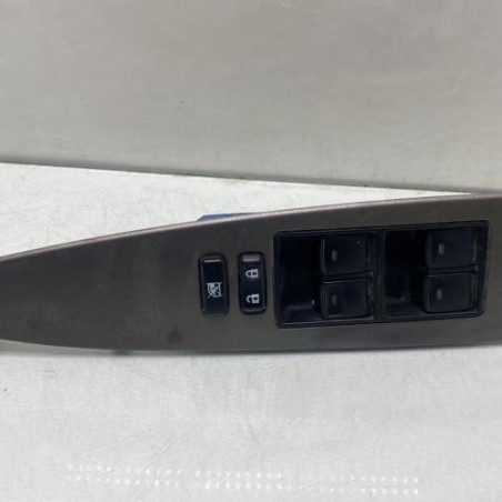 Interrupteur de leve vitre avant gauche TOYOTA AVENSIS 3 Photo n°1