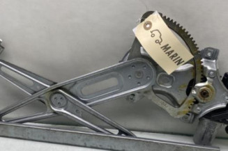 Leve vitre electrique avant gauche TOYOTA AVENSIS 3 Photo n°1