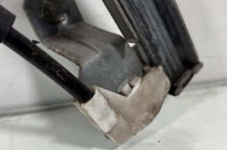 Leve vitre electrique avant droit PEUGEOT 106