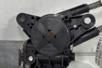 Leve vitre electrique avant droit PEUGEOT 106
