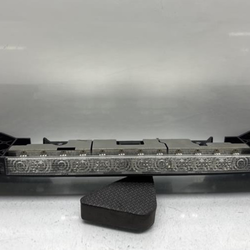 Feu arriere stop central PEUGEOT 407 Photo n°1