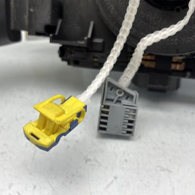 Com (Bloc Contacteur Tournant+Commodo Essuie Glace+Commodo Phare) CITROEN C3 1 Photo n°2