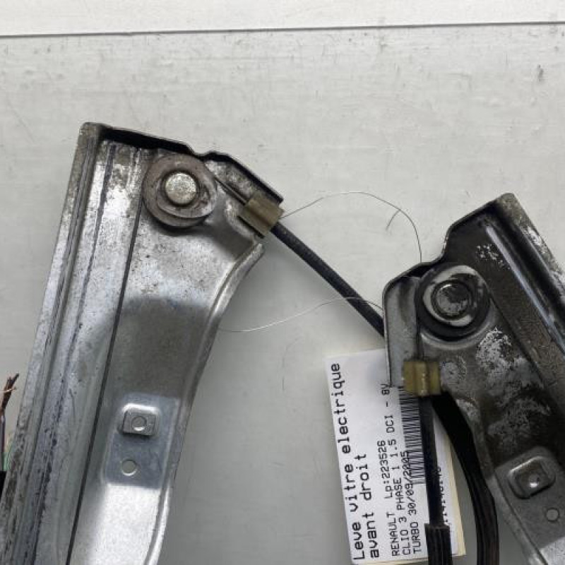 Leve vitre electrique avant droit RENAULT CLIO 3 Photo n°4