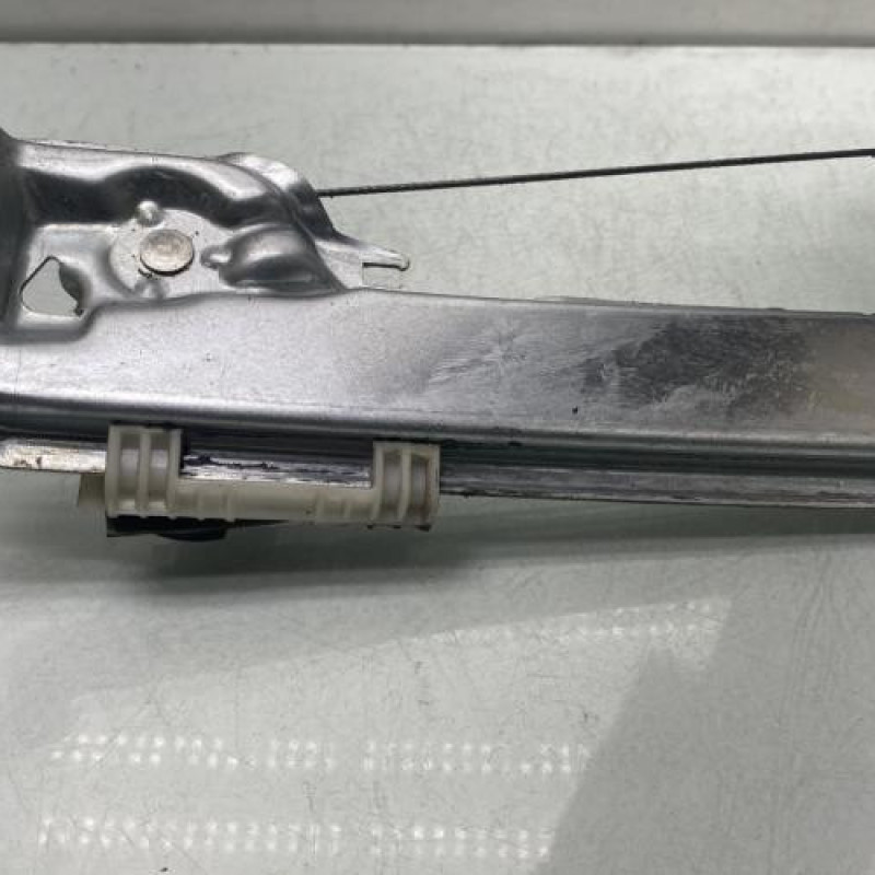 Leve vitre mecanique arriere gauche RENAULT CLIO 3 Photo n°3