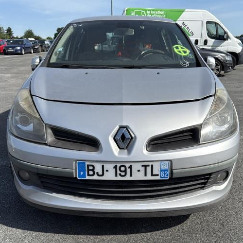 Leve vitre mecanique arriere gauche RENAULT CLIO 3 Photo n°13