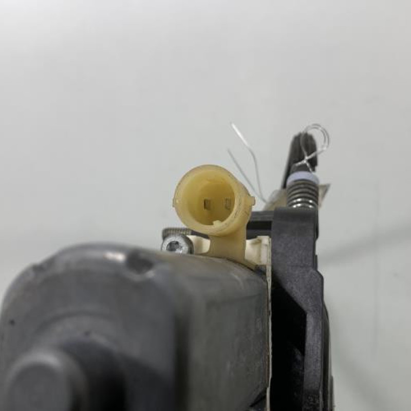 Leve vitre electrique avant droit RENAULT CLIO 2 Photo n°10