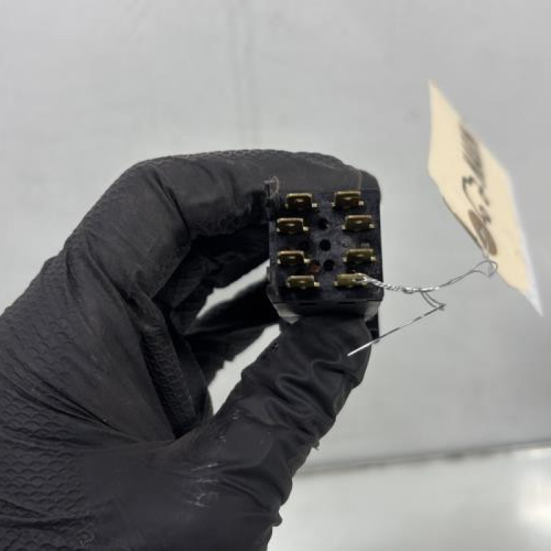 Bouton de warning CITROEN SAXO Photo n°3