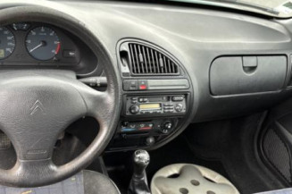 Bouton de warning CITROEN SAXO