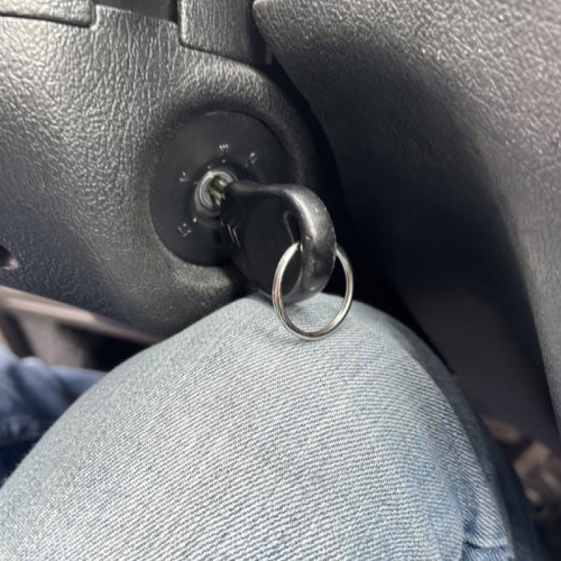 Feu arriere stop central CITROEN SAXO Photo n°20