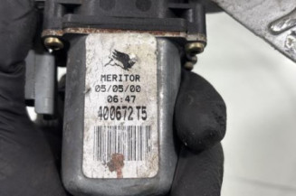 Leve vitre electrique avant droit CITROEN SAXO