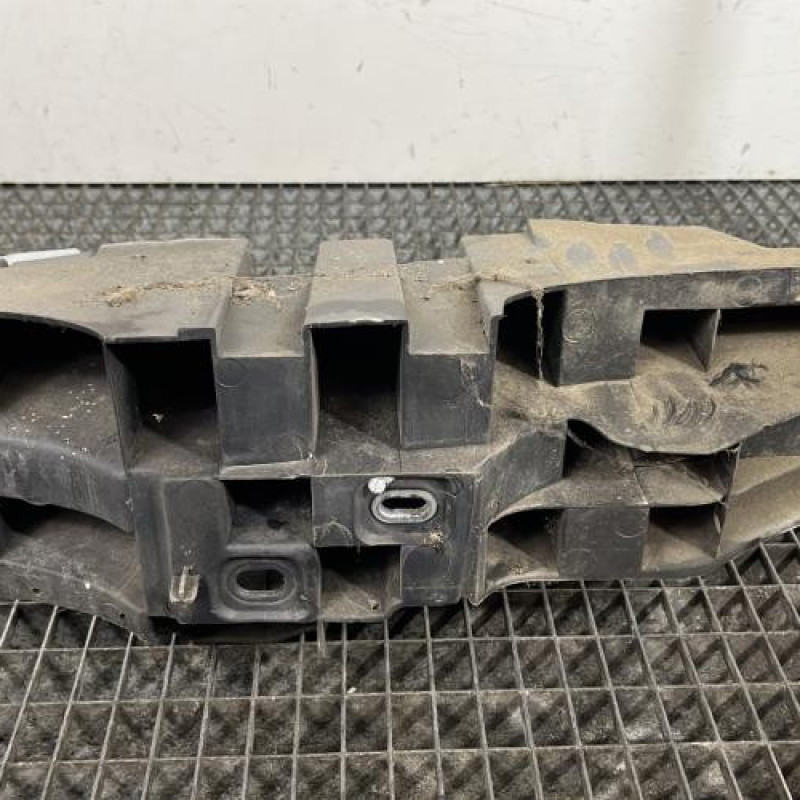 Absorbeur de pare choc arriere RENAULT CLIO 3 Photo n°4