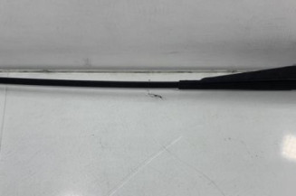 Bras essuie glace avant gauche PEUGEOT 205 Photo n°1