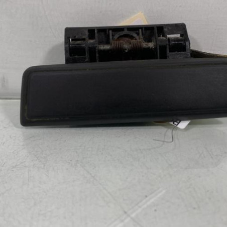 Poignee porte arriere gauche PEUGEOT 205 Photo n°1