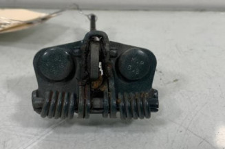 Arret de porte avant droit PEUGEOT 205 Photo n°1