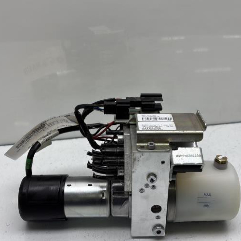 Moteur de capote BMW SERIE 1 E88 Photo n°1