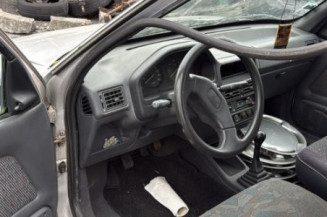 Feu arriere principal gauche (feux) PEUGEOT 106