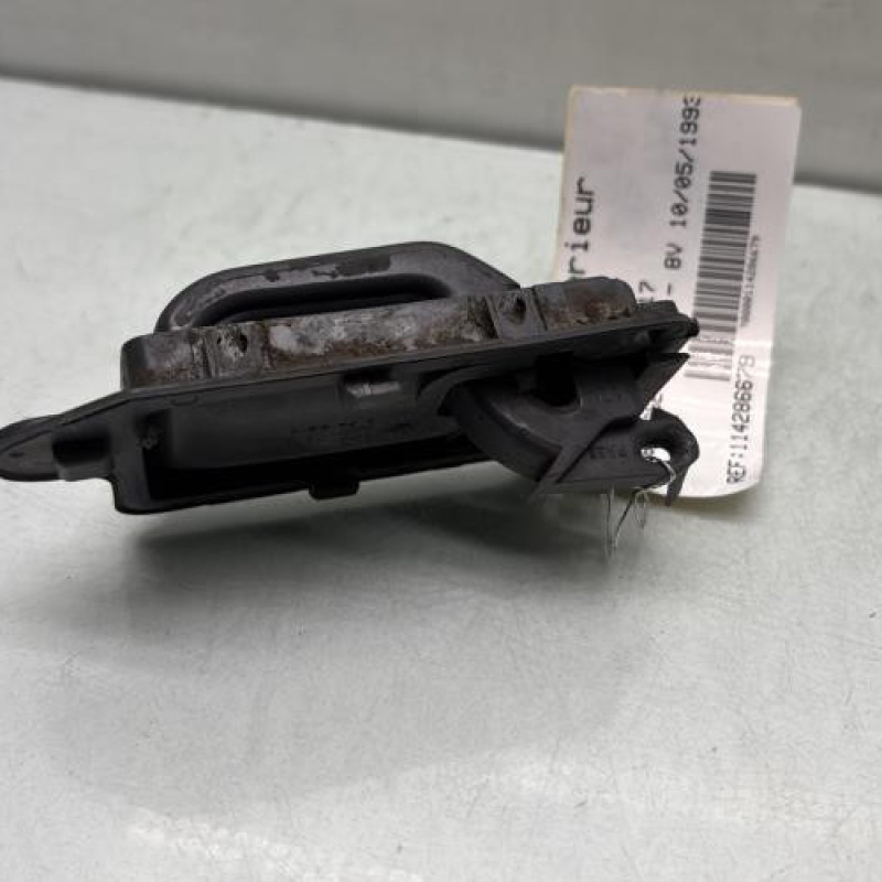 Poignee interieur avant droit PEUGEOT 106 Photo n°2