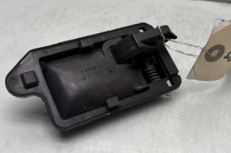 Poignee interieur avant droit PEUGEOT 106