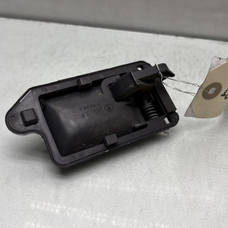 Poignee interieur avant droit PEUGEOT 106 Photo n°3