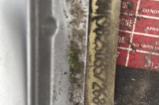 Poignee interieur avant gauche PEUGEOT 106