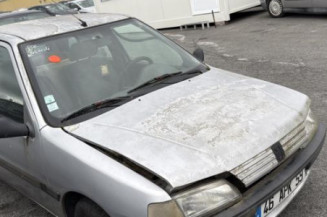 Serrure arriere droit PEUGEOT 106