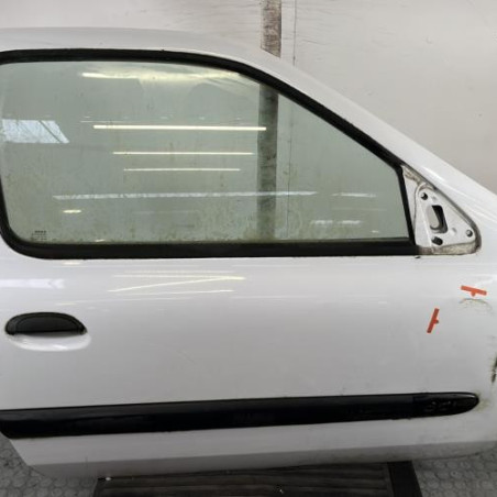 Porte avant droit RENAULT CLIO 2 Photo n°1