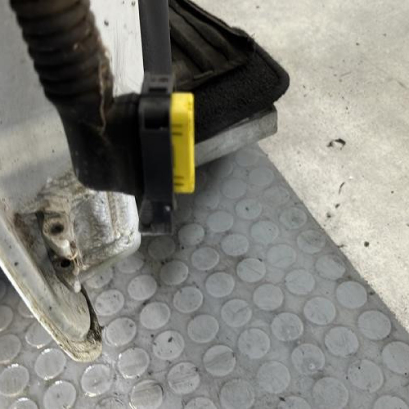 Porte avant droit RENAULT CLIO 2 Photo n°5