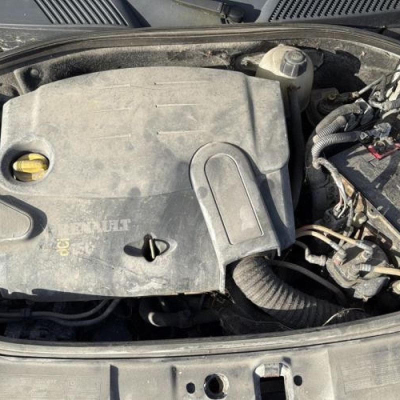 Bouton de coffre RENAULT CLIO 2 Photo n°13