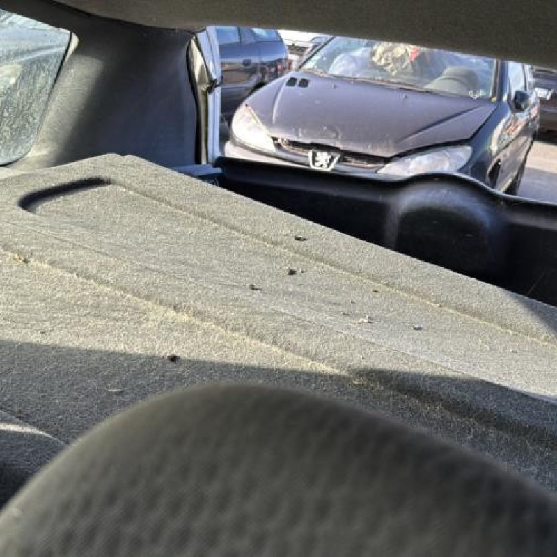 Leve vitre electrique avant gauche RENAULT CLIO 2 Photo n°10