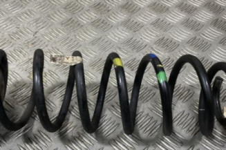 Ressort de suspension arriere droit HYUNDAI KONA Photo n°1