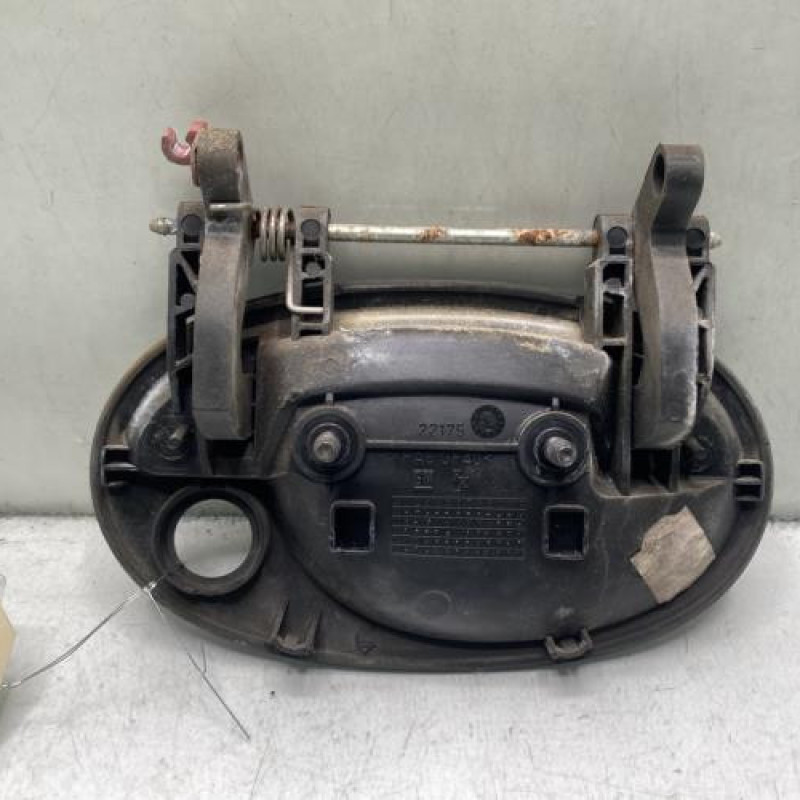 Poignee porte avant gauche OPEL CORSA C Photo n°2