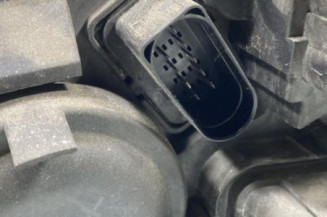 Optique avant principal droit (feux)(phare) VOLKSWAGEN POLO 4