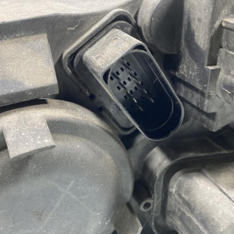 Optique avant principal droit (feux)(phare) VOLKSWAGEN POLO 4 Photo n°3