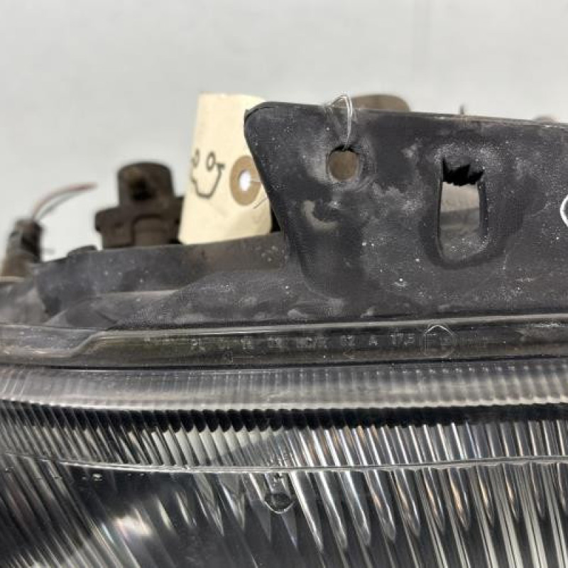 Optique avant principal droit (feux)(phare) RENAULT CLIO 2 Photo n°5