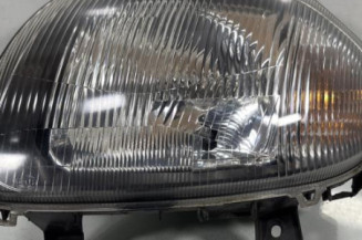 Optique avant principal gauche (feux)(phare) RENAULT CLIO 2 Photo n°1