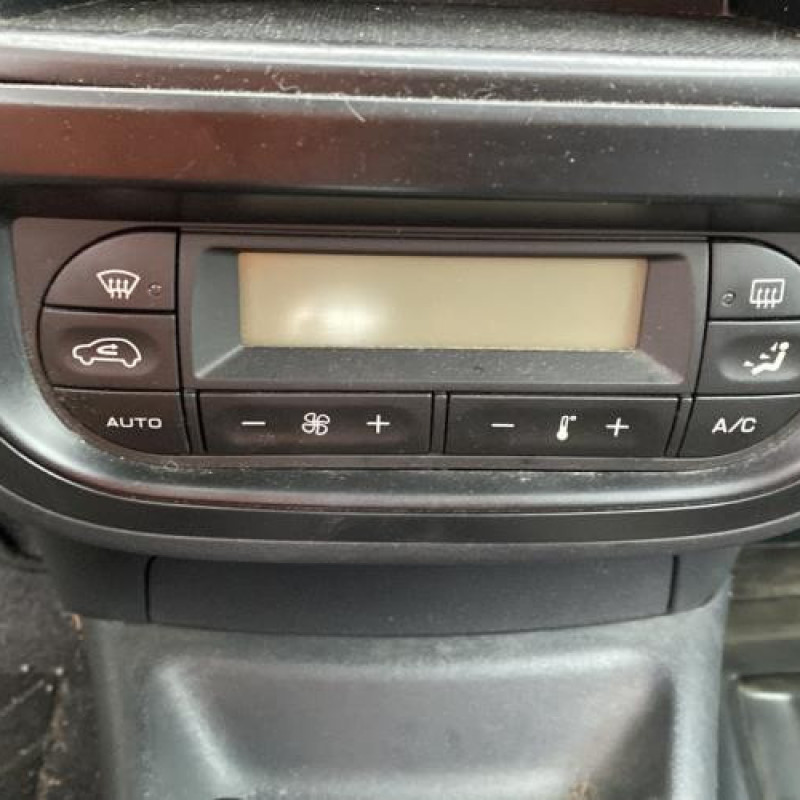 Amortisseur avant gauche CITROEN C3 2 Photo n°13