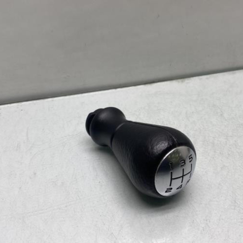 Pommeau de vitesses PEUGEOT 206+ Photo n°2