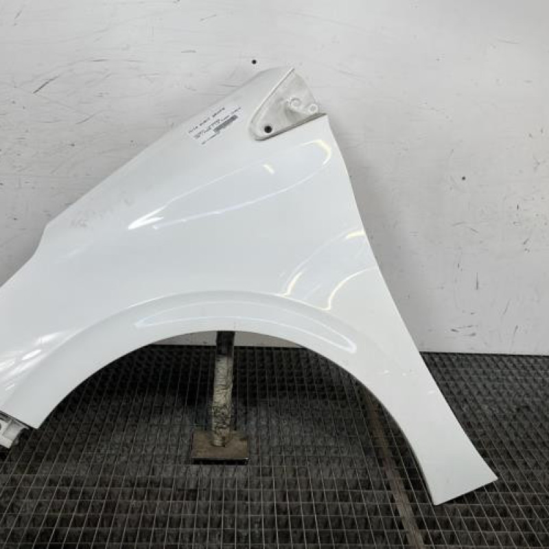 Aile avant gauche PEUGEOT 208 1 Photo n°1