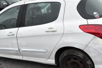 Poignee porte arriere droit PEUGEOT 308 1