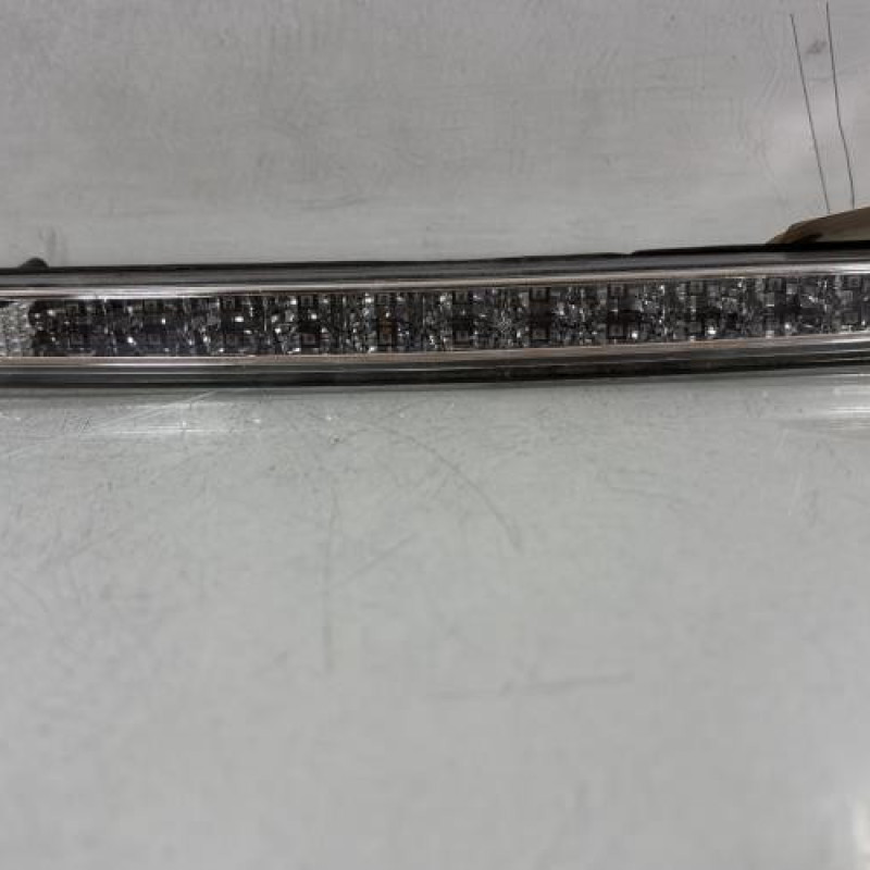 Feu arriere stop central PEUGEOT 308 2 Photo n°1