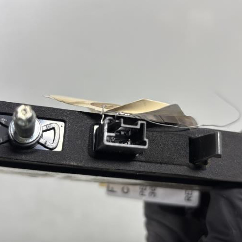 Feu arriere stop central PEUGEOT 308 2 Photo n°5